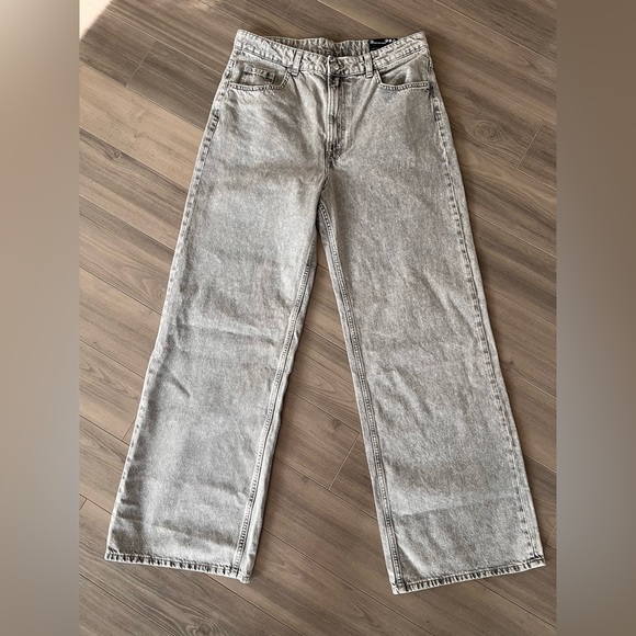 H&M Divided High Waist Wide Leg Gray Jeans - Picture 1 of 4